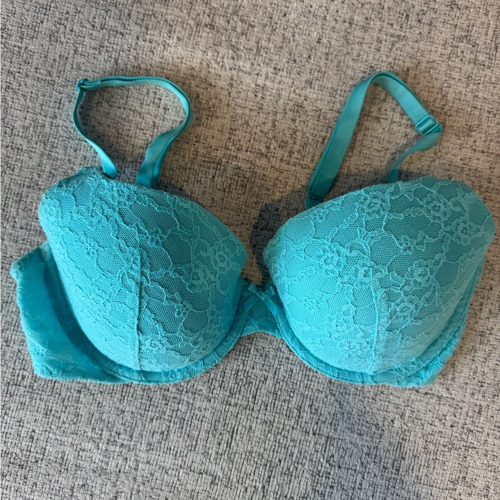 Victoria's Secret Lace Bra in Turquoise